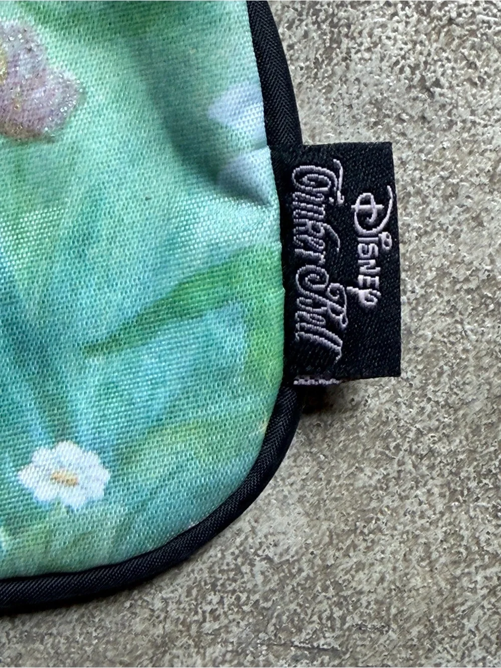 Disney Tinker Bell Fairy Dust Wristlet Coin Purse Wallet Green Floral